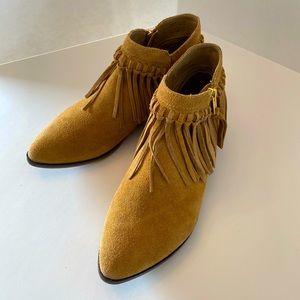 Aldo Tan Suede Fringed Ankle Boot Size 6